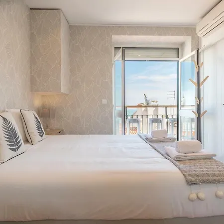 Alfama Vintage Studio Apartment W/ Riverview - By Lu Holidays-2
